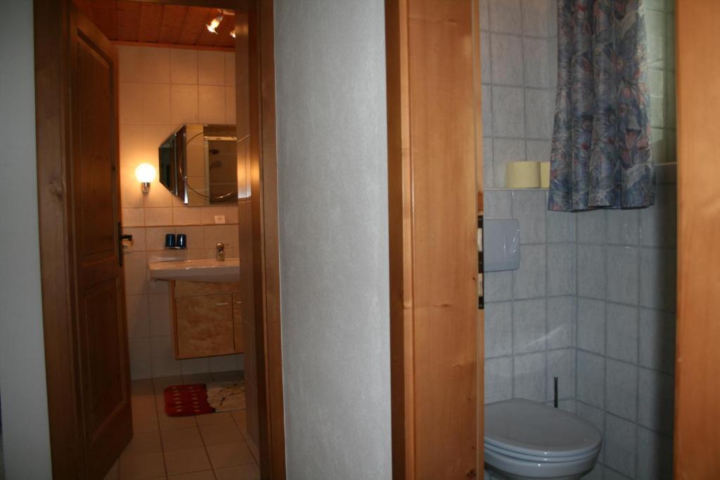 Andrea Schmaranzer - Privatzimmer Gosau Habitación foto